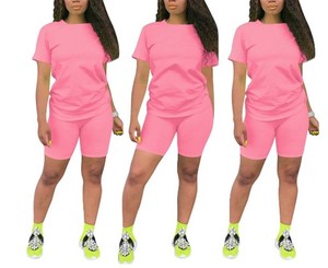 Personnalisé printemps 2024 décontracté femmes shorts ensembles vêtements de sport 2 pièces ensemble court femmes customMade deux pièces t-shirt et shorts ensembles - Product Image 2