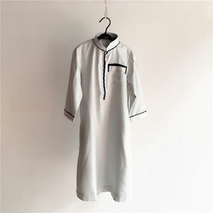 Pakistán niños musulmanes Jubbah Thobe alta calidad tradicional árabe Qatar estilo niños Thobe Jubbah cierre personalizado - Product Image 4