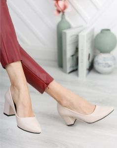 รองเท้าผู้หญิงผิวสั้นส้นปิดถังรองเท้าลำลอง5เซนติเมตรเชอร์รี่36-40ผลิตในตุรกี - Product Image 2