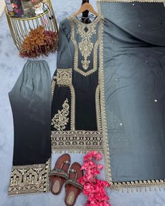 Ensemble de costume de créateur Salwar Kameez avec broderie lourde, idéal pour le mariage et les fêtes, disponible en tissu de qualité supérieure. - Product Image 6
