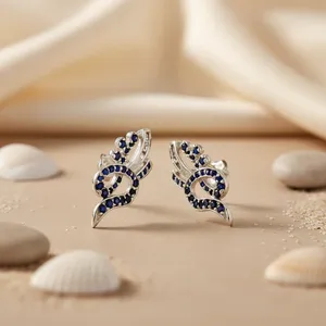 Boucles d'oreilles clous en argent plaqué or 925 avec saphir bleu et diamant, bijoux délicats et tendance pour les fiançailles et les fêtes des femmes - Product Image 1