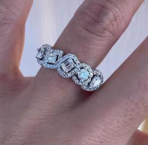 Five Stone Lab Grown Diamond Ring Halo Multi Shape Wedding Band 1,65 CT Cluster Lab Grown Diamond Anillo de compromiso Regalo de plata - Product Image 1