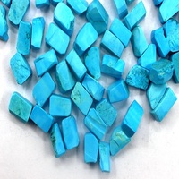 Lot de 25 pierres naturelles de turquoise brutes de 12-14 mm, taillées à la main, effet optique étoilé, cristal de guérison non poli, pierre de naissance de haute qualité