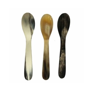 Cuillère populaire en corne de buffle de qualité solide taille personnalisée excellente qualité nouveauté cuillère de service à salade en corne de buffle - Product Image 3