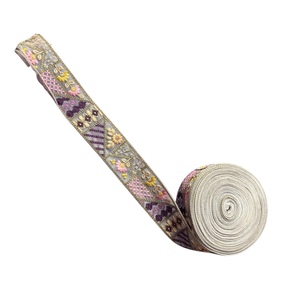 Cordones de diseñador Premium para moda y manualidades Adornos de encaje de alta calidad, cintas ideales para vestidos de novia y manualidades - Product Image 1