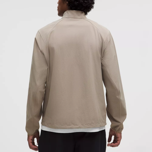 แจ็กเก็ตกันฝนของผู้ชายเสื้อกันลมกันน้ำไนลอนระบายอากาศ100% - Product Image 2