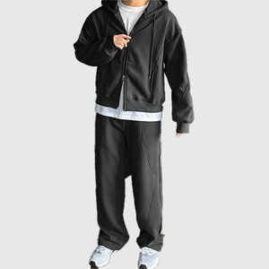 DAZY Sweat-shirt à capuche zippé de couleur unie pour homme avec poches et pantalon Ensemble 2 pièces - Product Image 3