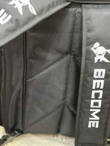 Mochila de Pickleball para Exteriores con Marco Externo de Alta Demanda, 50-70L, Impermeable de PU, Multifuncional, con Compartimento Térmico para Raquetas, la Más Vendida - Product Image 5