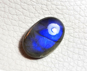 Fantástico labradorita azul piedra preciosa parte posterior plana suave pulido forma ovalada azul llamativo labradorita cabujón para hacer joyería - Product Image 3