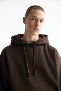 Sudadera con capucha extragrande para hombre, color marrón, corte holgado, tejido polar suave, estilo casual, perfecta para uso diario y comodidad - Product Image 3