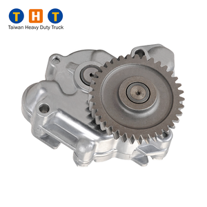 Pompe à huile ME017484 26110-45001 pièces de pompe de camion pour Mitsubishi Fuso Canter 4D34T - Product Image 1