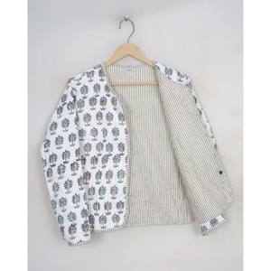 Abrigo corto de algodón acolchado bohemio hecho a mano para mujer, chaqueta de invierno transpirable suave y duradera con estampado de bloques, regalos únicos - Product Image 3