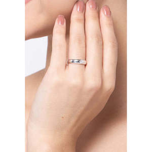Anillo Ajustable CLARA Clásico de Plata de Ley 925 con Baño de Rodio, Patrón Geométrico con Diamante, Regalo para Mujeres y Niñas - Product Image 4