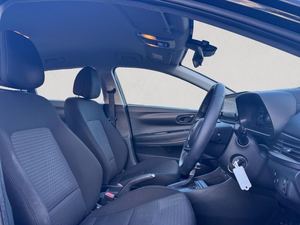 HYUNDAI I20 2022 USADO, Volante a la Izquierda/Derecha - Product Image 5