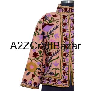 เสื้อแจ็คเก็ตบอมเบอร์ผ้าฝ้ายถักลายซูซานีทำมือจากอินเดีย ระบายอากาศได้ดี เป็นมิตรกับสิ่งแวดล้อม สำหรับผู้หญิง ปักลายดอกไม้สไตล์วินเทจ แต่งระบายแบบควิลท์ - Product Image 2