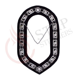 Collar de cadena con diamantes de imitación, Collar de cadena de oro/plata en terciopelo rojo - Product Image 2