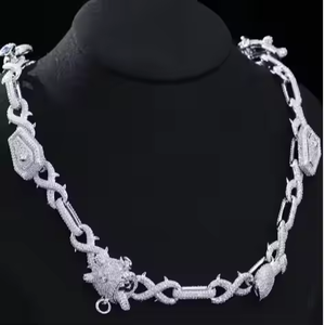 สร้อยคอเพชรมอยส์ซอไนท์สุดหรูประดับเพชรแบบฝังเพชรสำหรับผู้ทดสอบปาร์ตี้สร้อยคอไมอามี่ตัดเพชรเย็นสุดหรู - Product Image 1