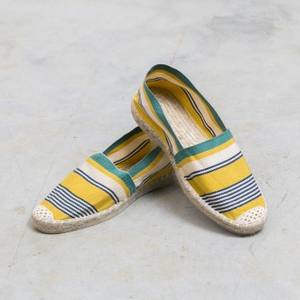 Alpargatas de yute bien amuebladas para niñas, cómodos zapatos de plantilla de lona sostenibles y pesadas, respetuosos con el medio ambiente de BD - Product Image 1