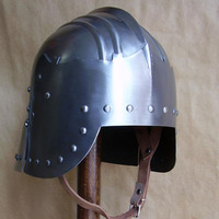 Réplica de Casco Gótico Hecho a Mano con Incrustaciones de Esmalte, Corte a Troquel, Acero Suave/Ferroso de Calibre 18 para Recreaciones Históricas