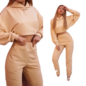 À la mode haut court sweats à capuche femmes avec nom personnalisé marque en gros pour les femmes pull haut court couleur unie teint uni - Product Image 1