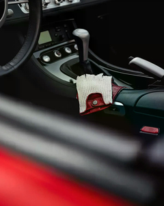 Gants de conduite unisexes en cuir d'agneau véritable rouge classique de dernière génération, doux, respirants et confortables, de haute qualité - Product Image 5