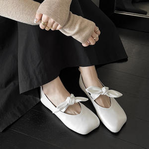 Zapatos planos de lona bordados para mujer, zapatillas informales para mujer, mocasines sin cordones, calzado cómodo y transpirable para verano - Product Image 1