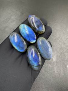 Cabochon en Labradorite naturelle Flashy bleu forme ovale lisse pierre précieuse en vrac de haute qualité pour la fabrication de bijoux en gros Lot 21x39mm - Product Image 2
