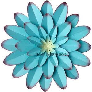 Mur en fer moderne européen en forme de fleur fait à la main pour la décoration de la maison en métal suspendu pour Noël disponible pour la vente en gros - Product Image 1