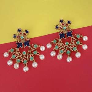 Kriaa Gold Plated Multi Meenakari Pendientes Moda Modelo 1314220H - Product Image 1
