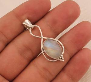 Pendentif en pierre de lune arc-en-ciel fait à la main pour femmes en argent sterling massif 925 cadeau de bijoux en pierres précieuses de créateur - Product Image 6