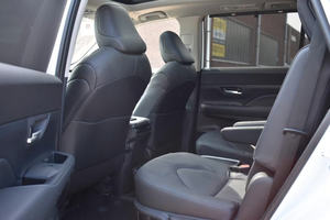 ข้อเสนอส่วนลดปี 2024 สำหรับรถยนต์โตโยต้า ไฮแลนเดอร์ แกรนด์ ไฮแลนเดอร์ LTD มือสอง ไมล์น้อย - Product Image 5