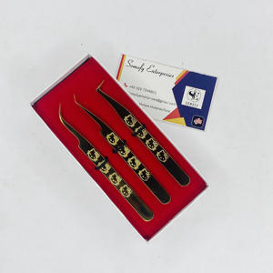 Hot Picks Nueva llegada Gold Kitty Pinzas para pestañas Top Trend Diseño popular con material de acero inoxidable sostenible - Product Image 1