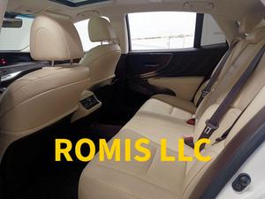 Lexus LS500 Berlina 2020 Bianca 4 Posti Interni in Pelle Fari a LED Pneumatici R20 Climatizzatore Automatico Sedili Elettrici Turbo Guida a Sinistra - Product Image 4