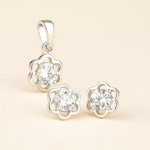 Juego de Joyería Fina Rhaya Jewels de Plata 925 con Baño de Rodio, 3 Piezas, Collar y Aretes de Flores con Circonita Cúbica para Mujer, Regalo de Boda, Fiesta - Product Image 5