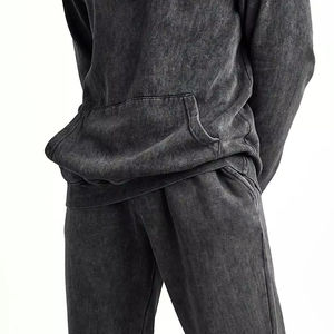 Survêtements surdimensionnés pour hommes, sweats à capuche délavés à l'acide avec ensemble de jogging sans cordon de serrage, logo personnalisé, survêtements abordables fabriqués par le Pakistan - Product Image 4
