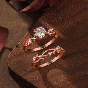 Anillo de compromiso solitario Jeulia Thorns and Flower en oro rosa con incrustaciones de plata de ley - Product Image 5