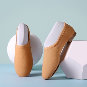 Chaussures de danse Jazz OEM en gros roses pliables jetables pour femmes, tige en microfibre, doublure en coton, semelle extérieure en cuir véritable - Product Image 4