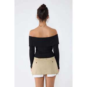 Top de punto con cierre de cremallera y abertura en el hombro - Product Image 4