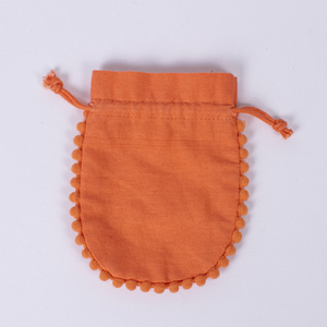 Bolsa con cordón de algodón indio hecho a mano de alta calidad naranja para almacenamiento de joyas logotipo personalizable bolsa de embalaje de regalo al por mayor - Product Image 2