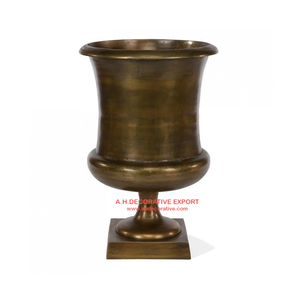 Minimalist Decorative Pedestal Flower Bowl for Wedding Centrepiece Latest Design Handmade <b>Copper</b> Antique Flower Bowl for Bedroom - Product Image 5