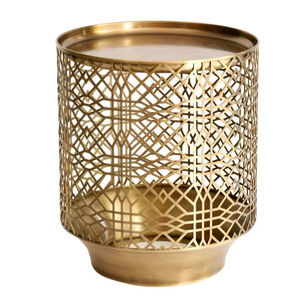 Bougeoir ouragan en métal unique pour décor de ferme rustique avec finition antique parfait pour la maison et les célébrations de mariage - Product Image 1