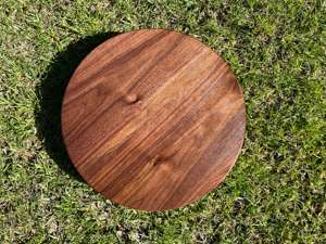 Planches à découper en bois de cerisier massif artisanales, planches à découper et à servir en bois naturel de qualité supérieure, durables et sans danger pour les aliments - Product Image 2