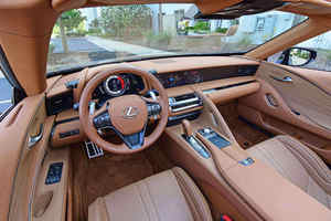 Mejor Auto Usado Lexus LC 500 Convertible 2024 - Product Image 3