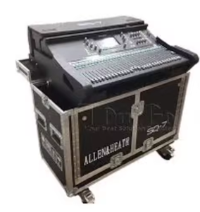 Consola de Audio Digital SQ7 Original, Nueva, con Estuche, Diseño Híbrido Abatible para Transporte y Uso en Carretera, con Sistema Hidráulico - Product Image 1