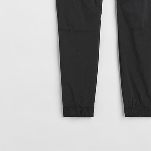 Survêtement de sport en polyester pour hommes avec logo personnalisé Survêtement d'hiver écologique Concevez le vôtre! - Product Image 6