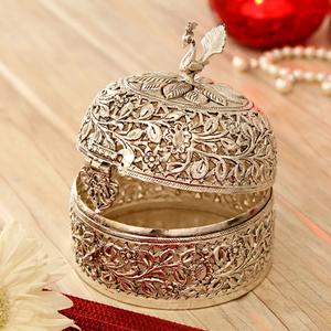 Luxe vécu transformer votre collection de bijoux avec l'opulence en métal boîtes à bijoux de luxe pour garder des bijoux élégants en laiton - Product Image 1