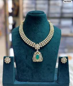 Fabricant et exportateur de colliers en acier inoxydable artificiel de style punk avec pierre principale en forme de coquille - Product Image 5