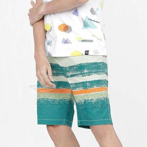 กางเกงขาสั้นลำลองสไตล์ไฮสตรีทสำหรับผู้ชายกางเกงขาสั้นวิ่งลายพื้นพร้อมโลโก้ตามสั่งสำหรับผู้ใหญ่ขายส่งฟิตเนสแฟชั่น - Product Image 5