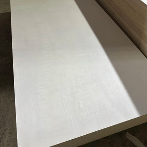 Contrachapado de Álamo para Melamina y Laminación |   Núcleo Ligero |   Panel Interior E0 E1, Fabricante de Madera Contrachapada de Vietnam - Product Image 1