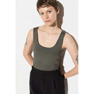 Haut extensible à col carré et bretelles larges - Product Image 1